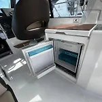 Botel Trim Nautica Charter