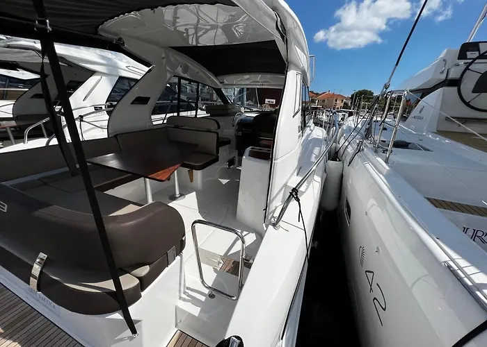 Trim Nautica Charter * ביוגראד נה מורו